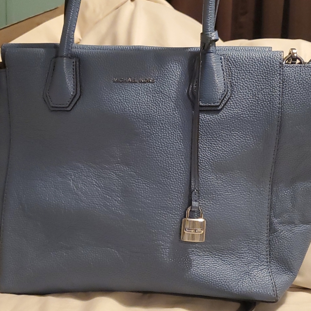 Michael kors tote